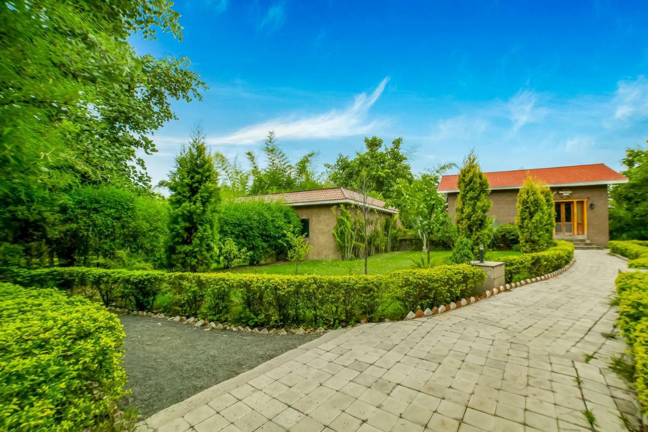 Lemon Tree Wildlife Resort, Bandhavgarh Tāla Kültér fotó